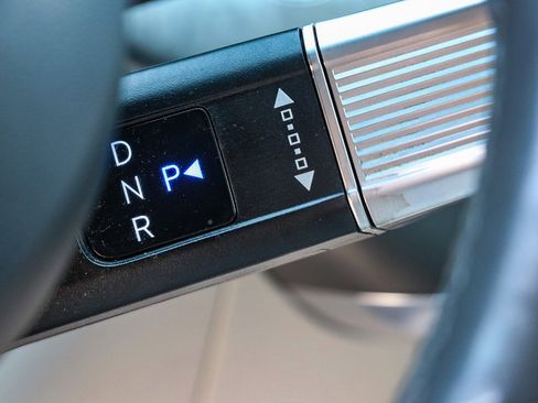 Used 2024 Hyundai Kona Limited AWD/4WD image 21