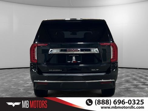 Used 2023 GMC Yukon XL SLT image 4