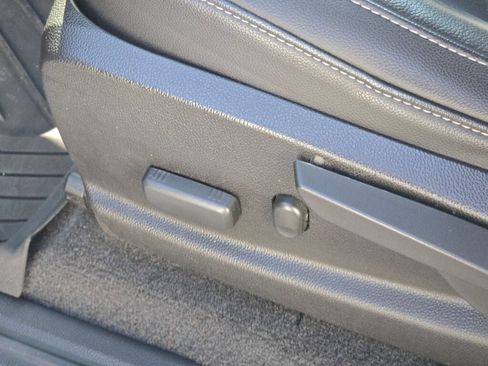 Used 2020 Chevrolet Colorado Z71 image 22