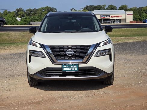 Used 2023 Nissan Rogue SL w/ SL Premium Package FWD image 2