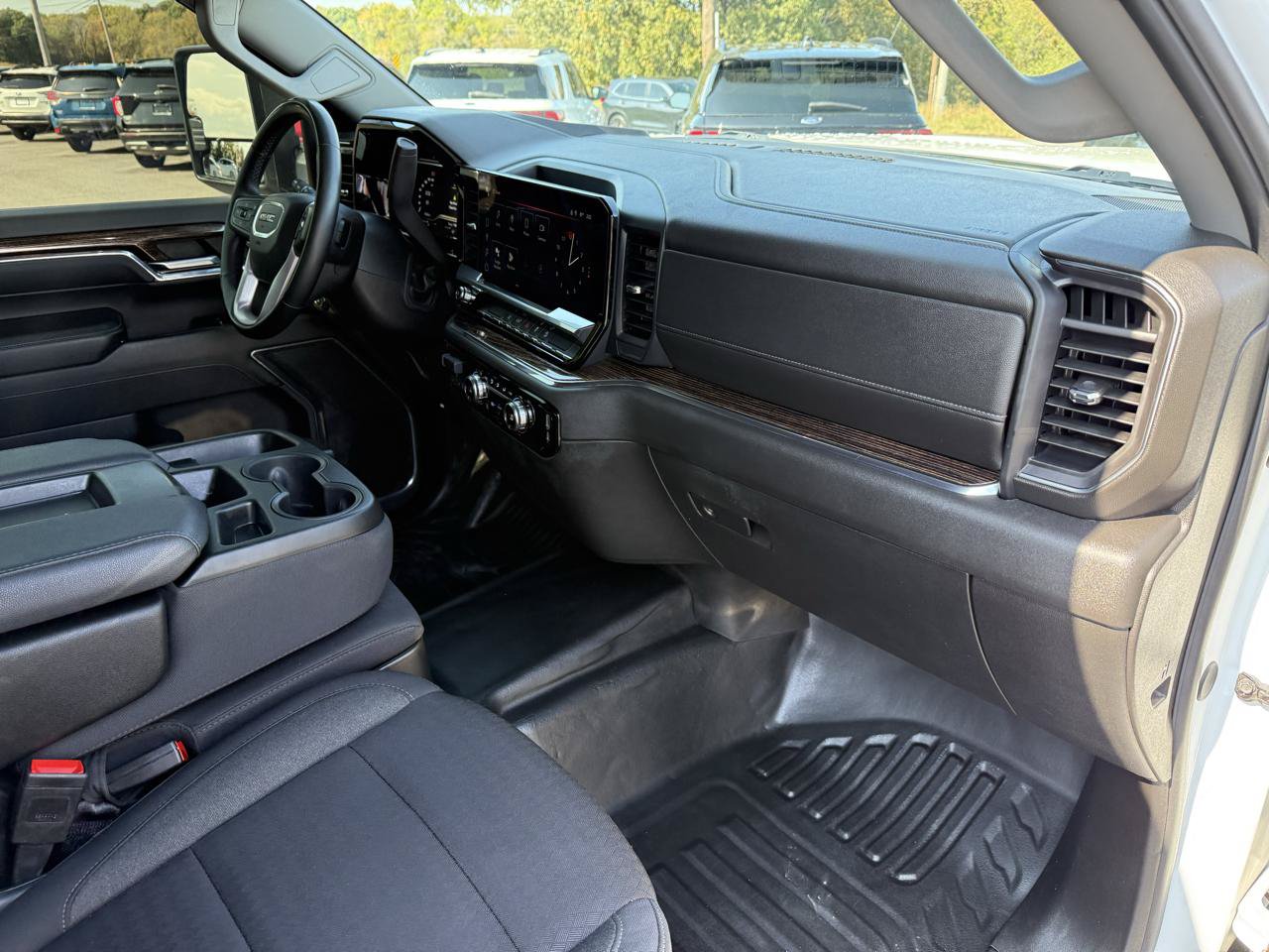 Used 2024 GMC Sierra 2500 SLE w/ SLE Convenience Package AWD/4WD image 21
