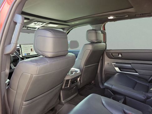 Certified 2025 Toyota Sequoia Platinum AWD/4WD image 11
