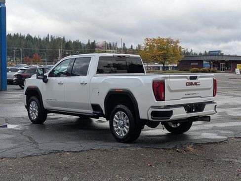 Used 2022 GMC Sierra 3500 Denali AWD/4WD image 7