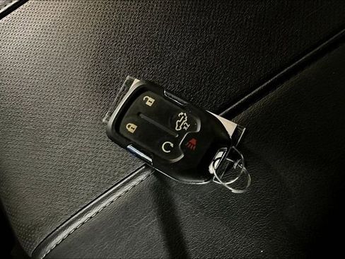 Used 2023 Chevrolet Silverado 2500 High Country image 30