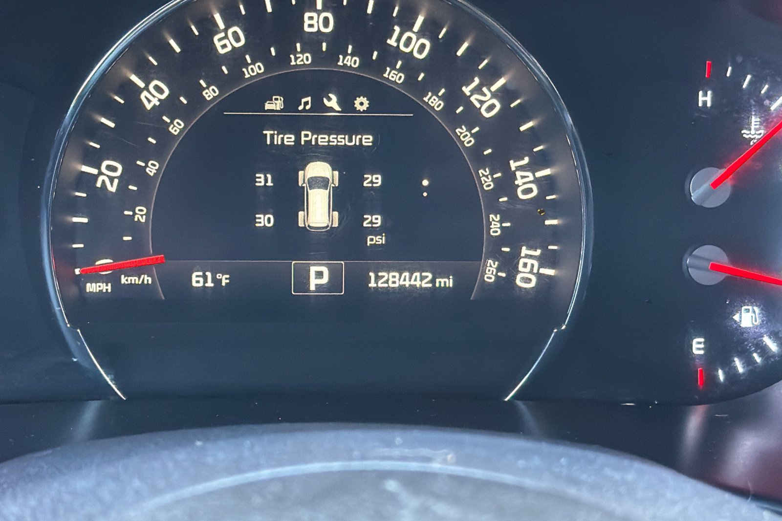 Used 2017 Kia Sorento EX AWD/4WD image 27