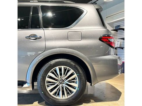 Used 2021 Nissan Armada SL w/ Captain's Chairs Package image 10