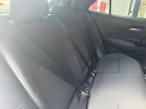 Used 2022 Toyota Corolla SE FWD image 12