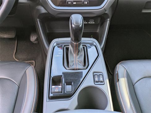 Used 2024 Subaru Crosstrek 2.5i Limited w/ Crosstrek Mirror Package image 16