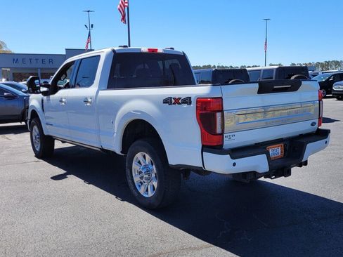 Used 2022 Ford F350 Platinum image 9