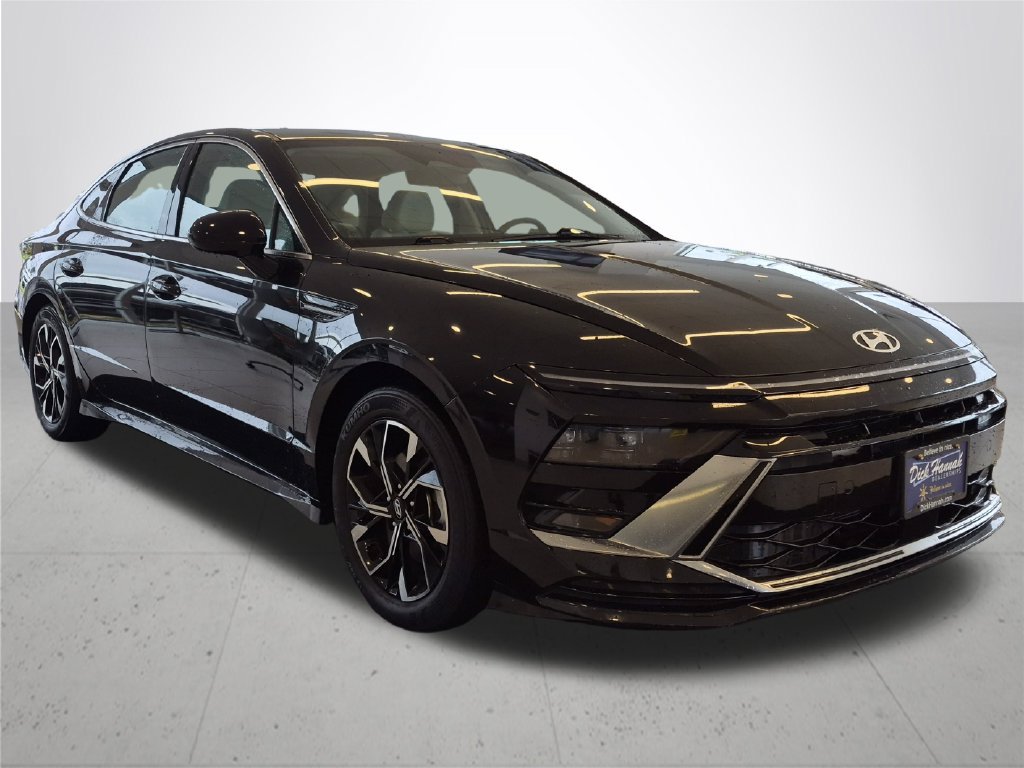 Used 2025 Hyundai Sonata SEL FWD image 5