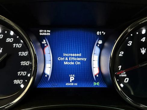 Used 2014 Maserati Quattroporte S Q4 AWD/4WD image 12