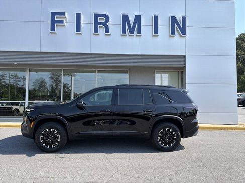 Used 2024 Chevrolet Traverse Z71 w/ Enhanced Driving Package AWD/4WD image 1