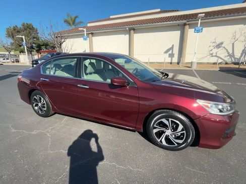 Used 2017 Honda Accord LX image 2