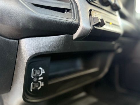 Used 2022 RAM 4500 Tradesman w/ Chrome Appearance Group image 44