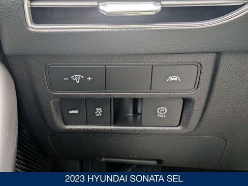 Certified 2023 Hyundai Sonata SEL image 18