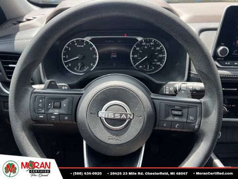 Used 2023 Nissan Rogue S AWD/4WD image 17
