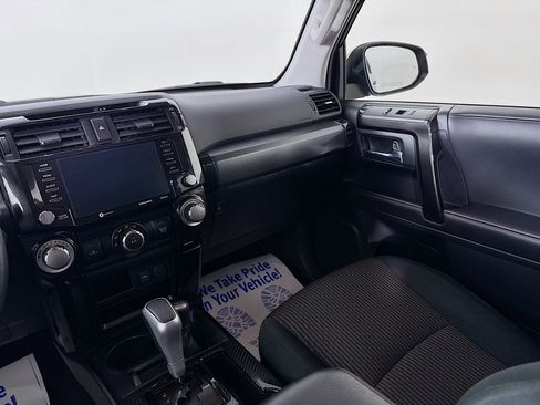 Certified 2024 Toyota 4Runner TRD Off-Road AWD/4WD image 21