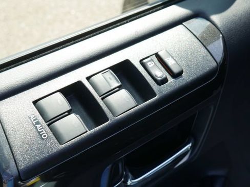 Used 2023 Toyota 4Runner TRD Off-Road Premium w/ Off Road Premium Plus Package AWD/4WD image 15