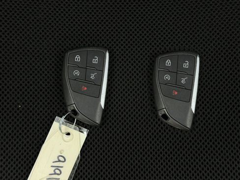 Used 2026 Chevrolet Traverse RS w/ LPO, Floor Liner Package FWD image 9