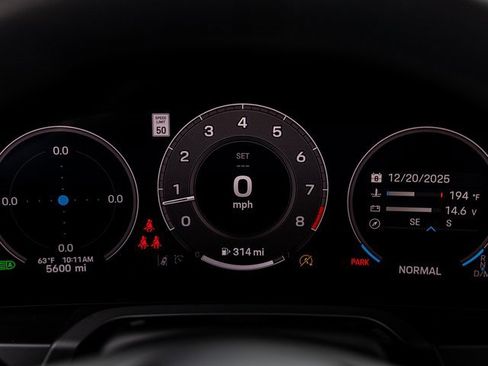 Used 2025 Porsche 911 Carrera image 44