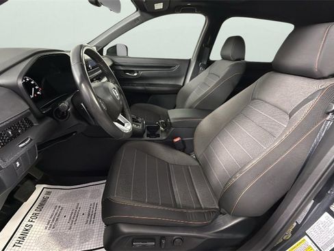 Used 2025 Honda CR-V Sport image 17