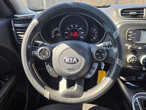 Used 2016 Kia Soul w/ Option Group 020 FWD image 27