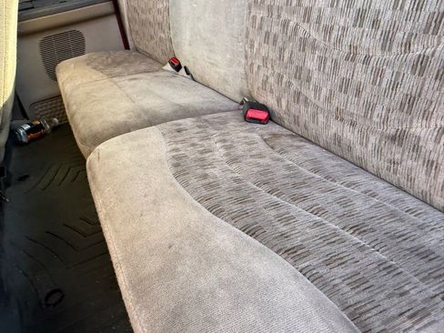 Used 2000 Ford F250 Lariat image 32