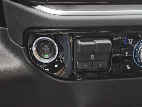 New 2026 GMC Sierra 1500 SLT w/ SLT Premium Package AWD/4WD image 28