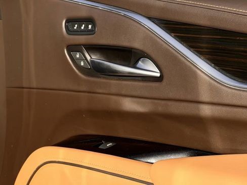 Certified 2023 Cadillac Escalade Sport w/ Touring Package image 27