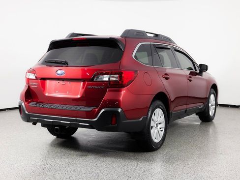 Used 2018 Subaru Outback 2.5i image 8