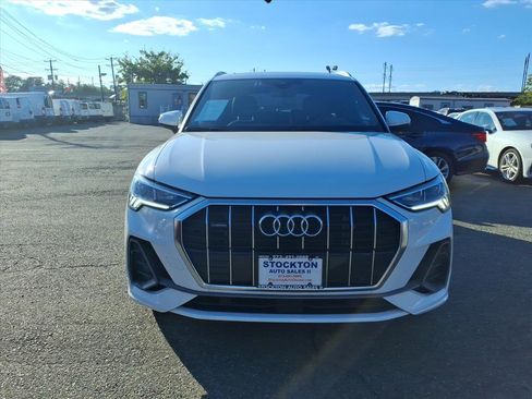 Used 2023 Audi Q3 2.0T Premium image 2