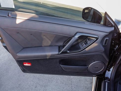 Used 2024 Nissan GT-R Premium w/ Premium Interior Package image 20