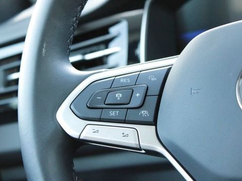 Used 2025 Volkswagen Jetta S FWD image 17