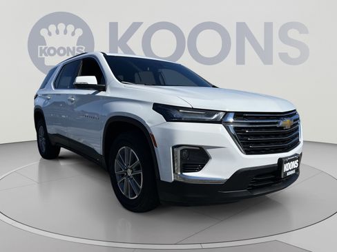 Used 2023 Chevrolet Traverse LT FWD image 10