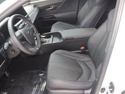 Used 2023 Lexus ES 350 F Sport w/ Accessory Package (Z1) image 5