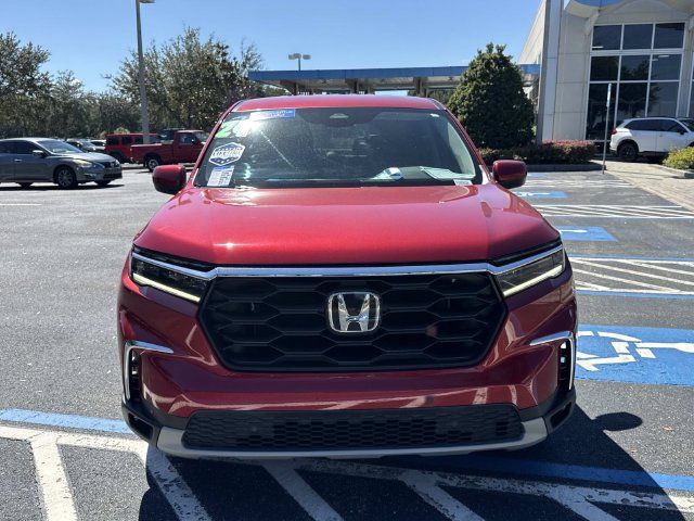 Certified 2024 Honda Pilot EX-L image 9