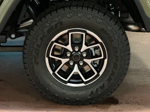 New 2026 Jeep Gladiator Rubicon AWD/4WD image 24