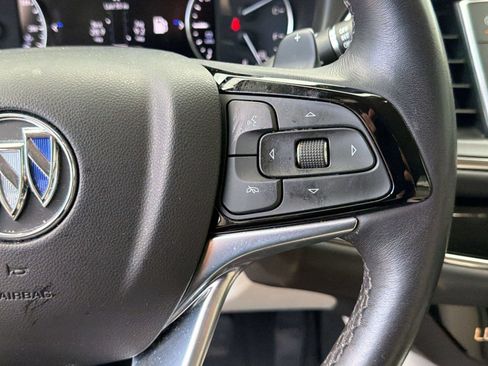Used 2023 Buick Enclave Avenir w/ Avenir Technology Package AWD/4WD image 18