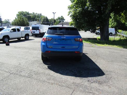 Used 2025 Jeep Compass Limited AWD/4WD image 7