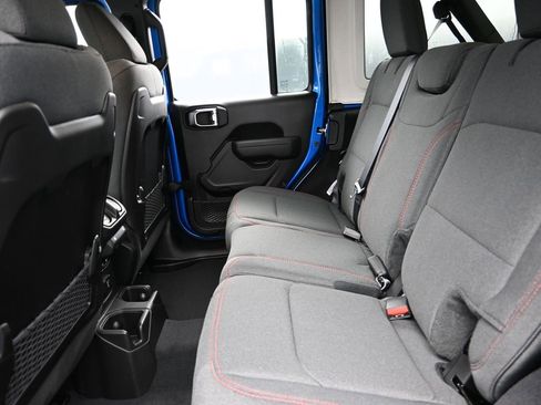 New 2025 Jeep Wrangler Rubicon w/ Technology Group image 13