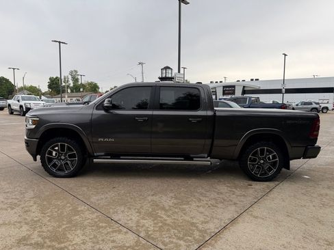 Used 2020 RAM 1500 Laramie AWD/4WD image 8