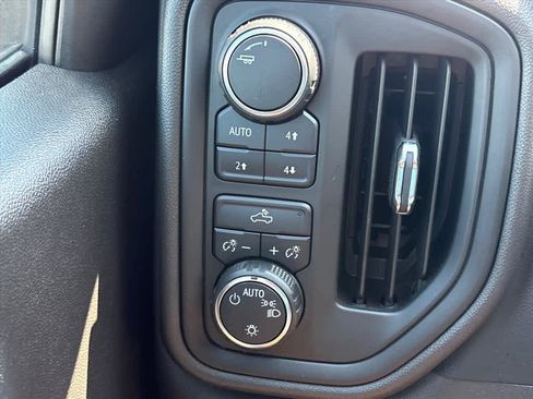 Used 2019 Chevrolet Silverado 1500 W/T w/ WT Appearance Package AWD/4WD image 15
