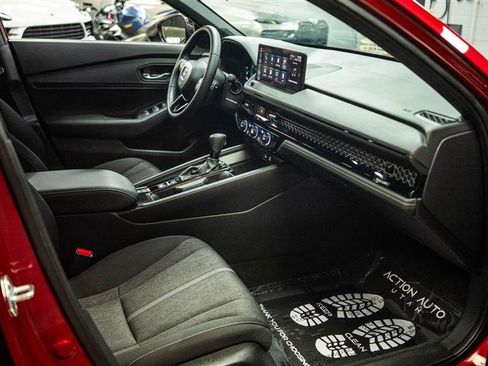 Used 2024 Honda Accord Sport image 13