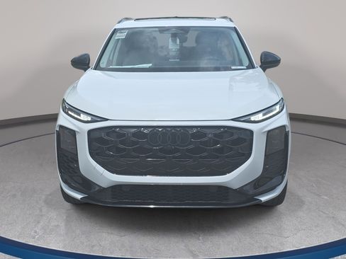 New 2026 Audi Q3 quattro 2.0T AWD/4WD image 2
