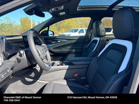 New 2026 Chevrolet Blazer EV LT AWD/4WD image 11