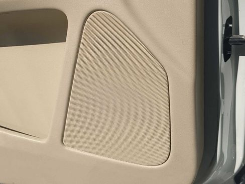 Used 2015 Volvo XC60 T5 Premier w/ Protection Package image 30