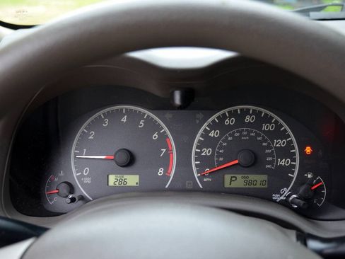 Used 2010 Toyota Corolla LE FWD image 16
