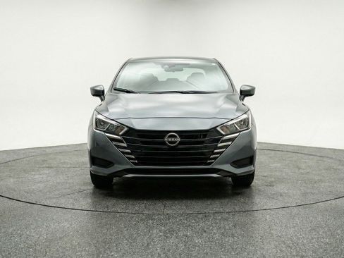Used 2025 Nissan Versa SV FWD image 2