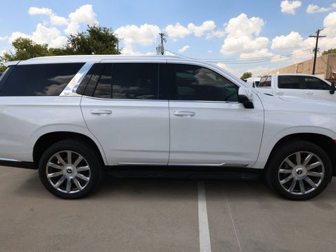 Used 2023 Cadillac Escalade Premium Luxury Platinum AWD/4WD image 4