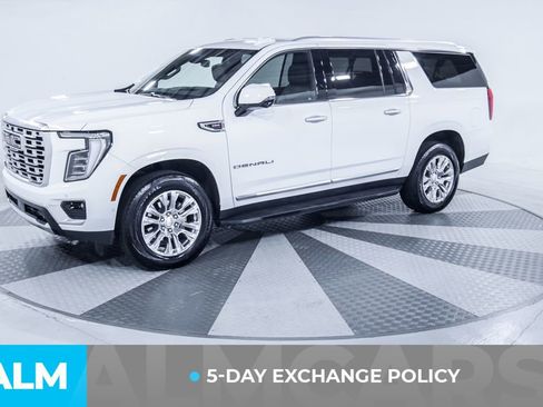 Used 2025 GMC Yukon XL Denali RWD image 3